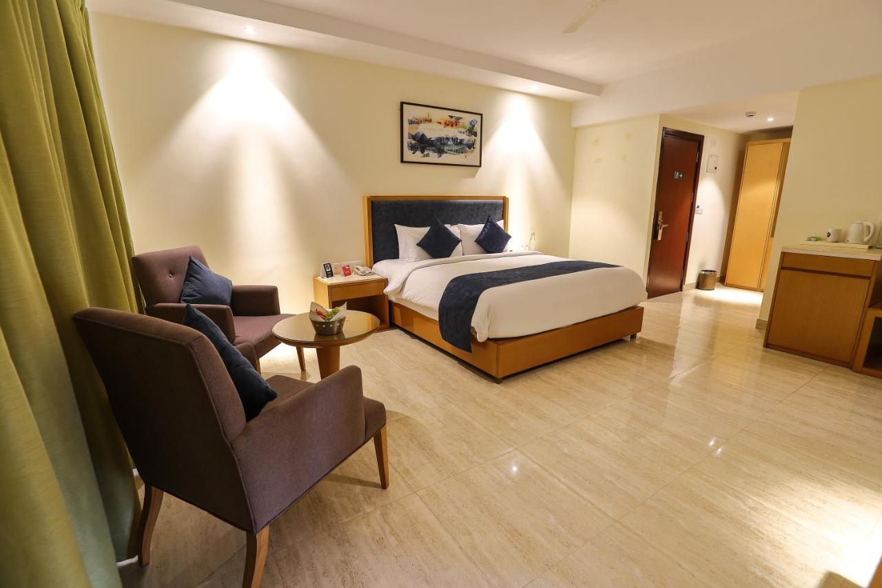Zip By Spree Hotels Hyde Goa Candolim Eksteriør billede