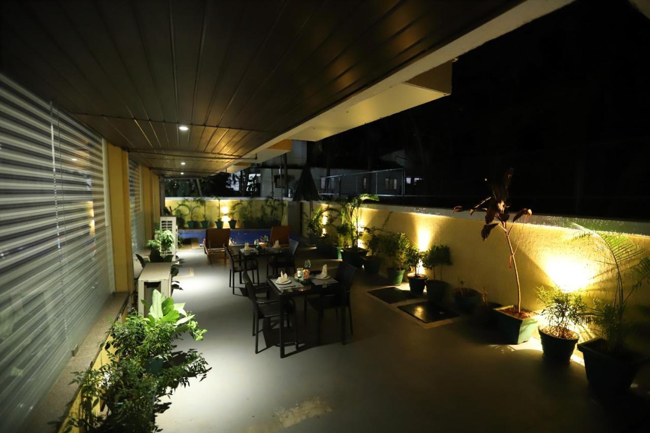 Zip By Spree Hotels Hyde Goa Candolim Eksteriør billede